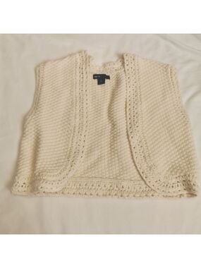 Gap Kids Large  Size 10 Crochet Cream Sweater Vest